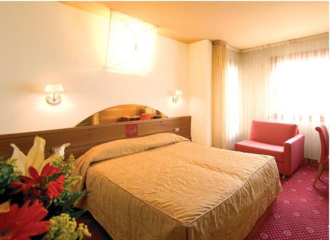 Hotel Ristorante La Casona Feltre Extérieur photo
