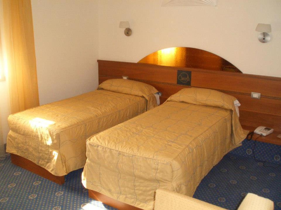 Hotel Ristorante La Casona Feltre Chambre photo